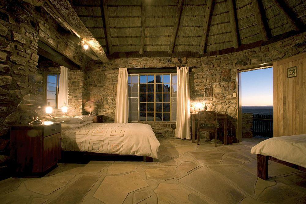 Gondwana Canyon Lodge Kanebis Екстериор снимка