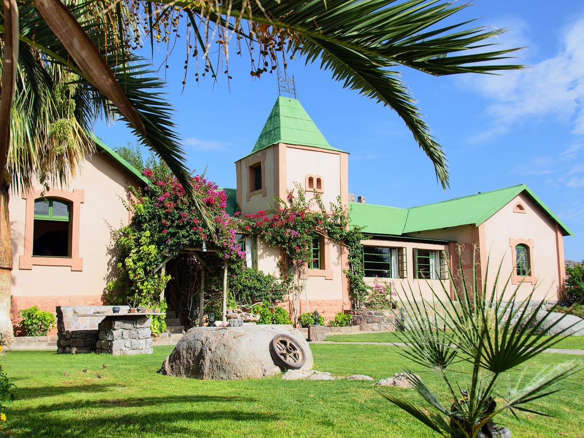 Gondwana Canyon Lodge Kanebis Екстериор снимка