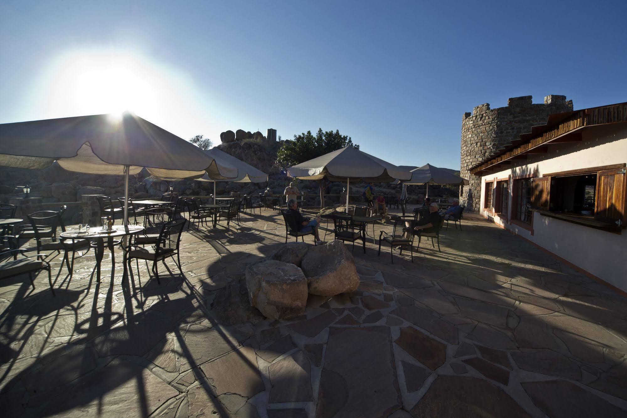 Gondwana Canyon Lodge Kanebis Екстериор снимка