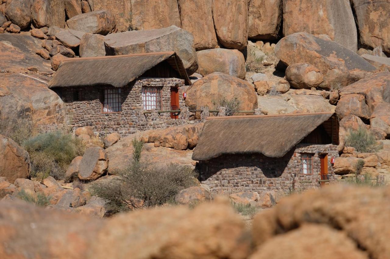 Gondwana Canyon Lodge Kanebis Екстериор снимка