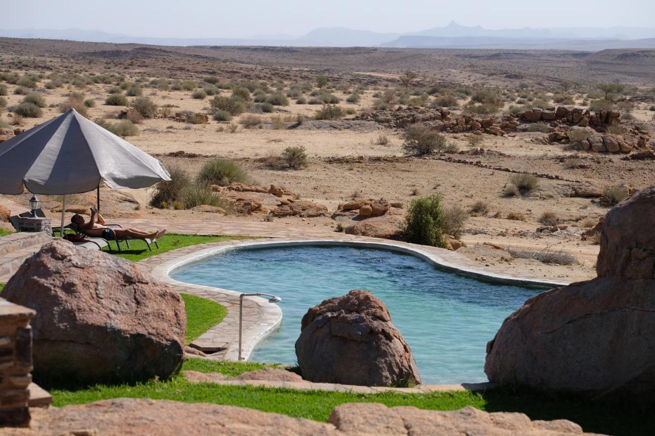 Gondwana Canyon Lodge Kanebis Екстериор снимка
